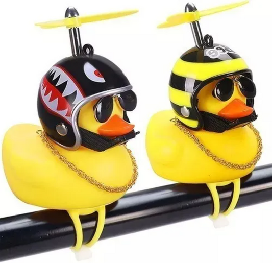 Acompañante Viajero Pato Con Casco Tipo Militar