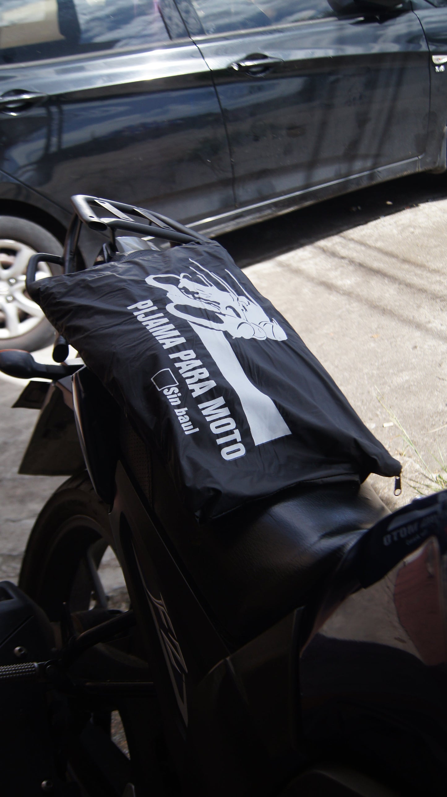 Pijama Para Moto Delgada Calibre 16 Con Argolla De Seguridad (Copia)