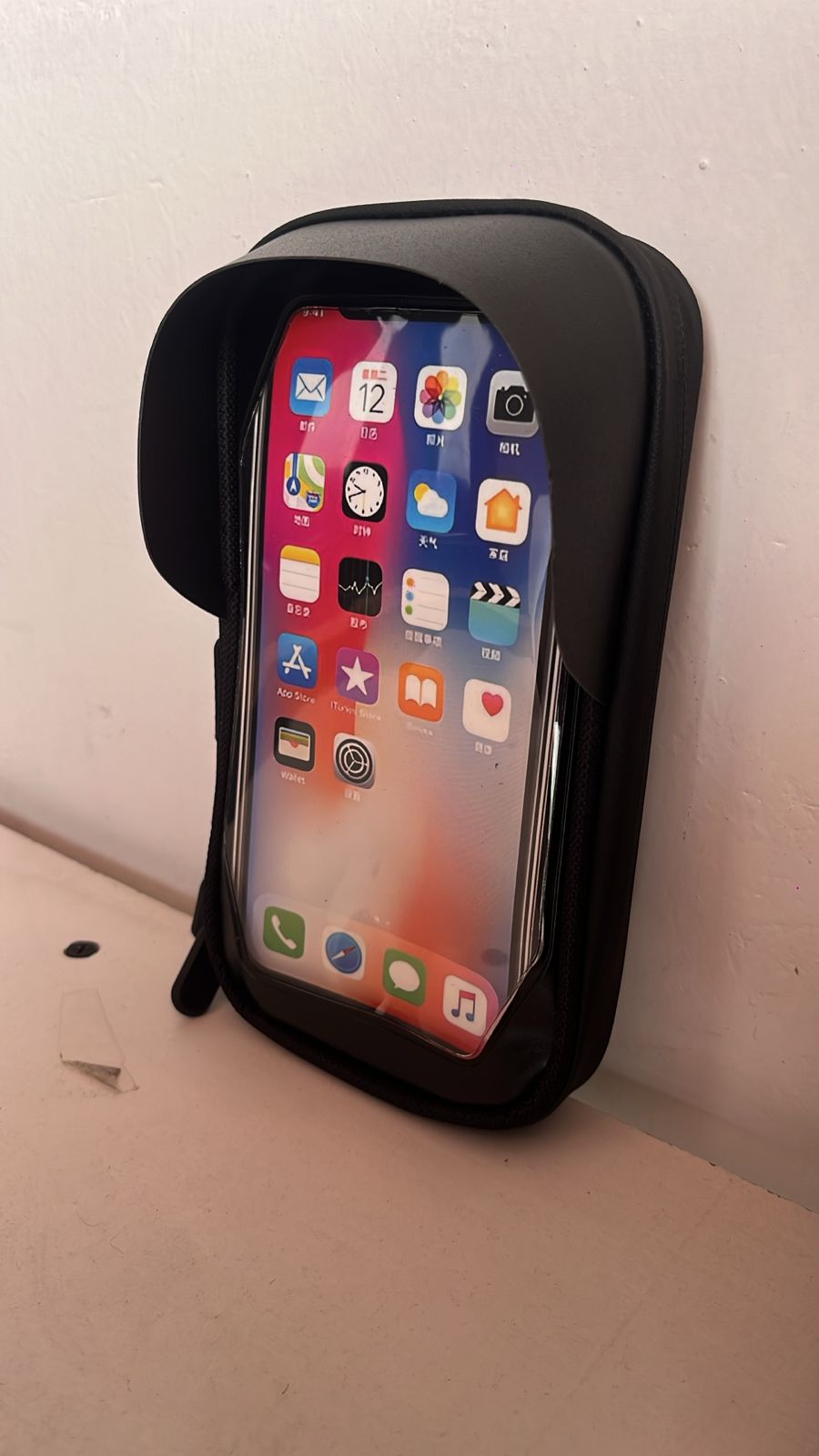Porta celular CON CAPUCHA  de manigueta